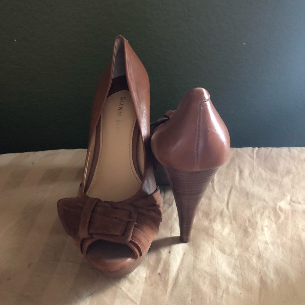 Comfy heels